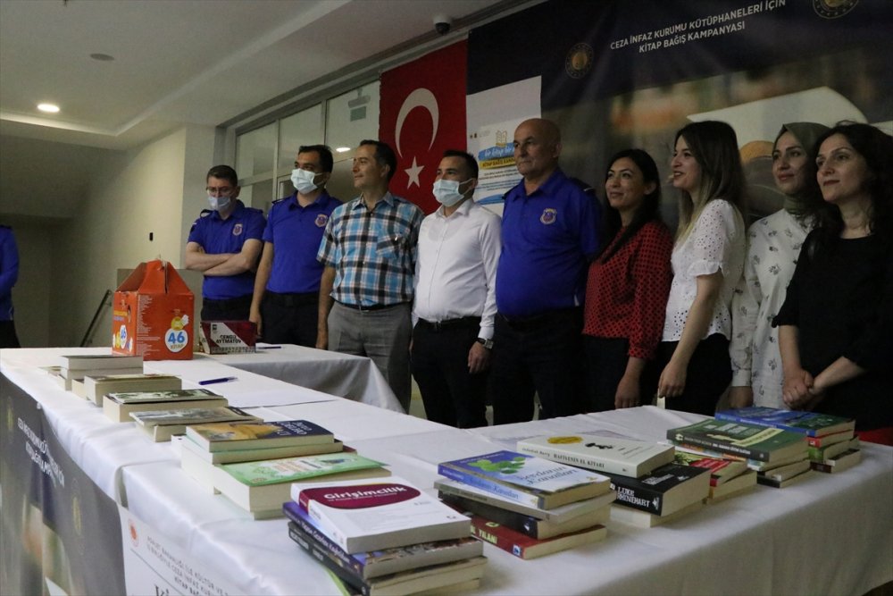 Niğde ve Kayseri'de Kitap Bağışı Kampanyaları