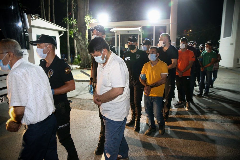 Mersin Merkezli Dolandırıcılık Operasyonunda 21 Şüpheli Yakalandı