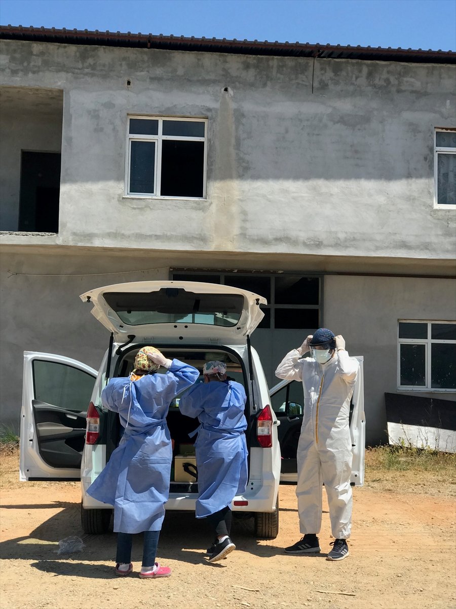 "Turizmin Başkenti" Antalya'da Yapılan Kovid-19 Aşısı 1 Milyon Dozu Aştı