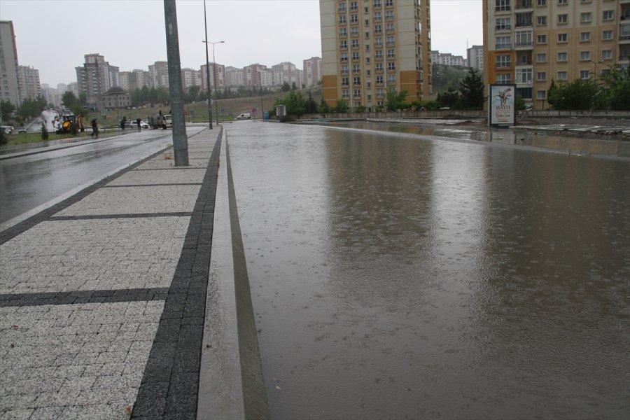 Kayseri'de Sağanak Etkili Oldu