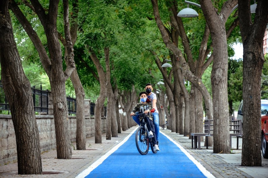 "bisiklet Şehri" Konya, 550 Kilometrelik Bisiklet Yoluyla Diğer Kentlere Örnek Oluyor