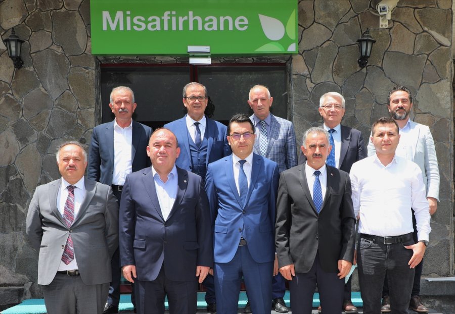 Kayseri Şeker Ve İştiraklerinde Çalışan 1385 İşçinin Tis Görüşmeleri Başladı