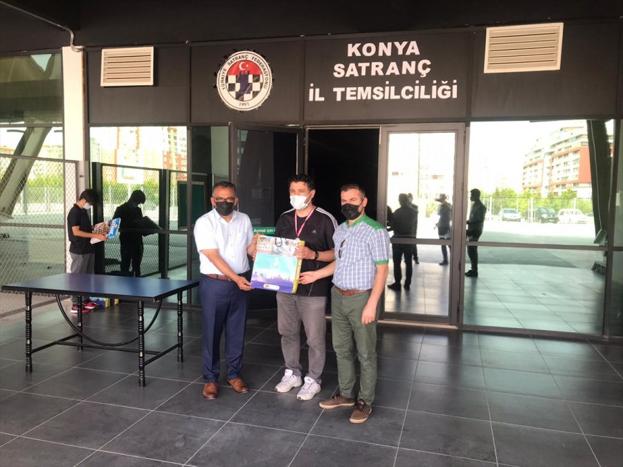 Akşehir'de Satranç Turnuvasının Ödül Töreni Yapıldı