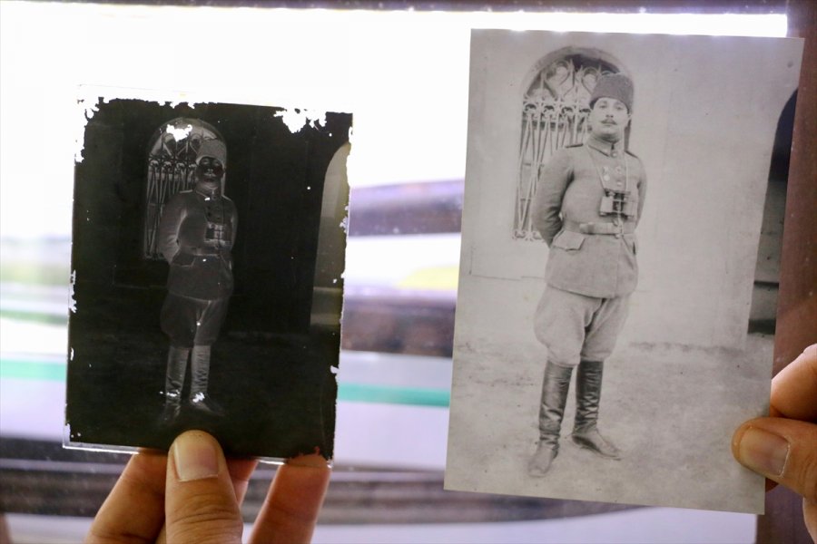 Futbol Takımı Yöneticisi Tarihi Askeri Objelerle Evinin Bir Odasını Müzeye Çevirdi