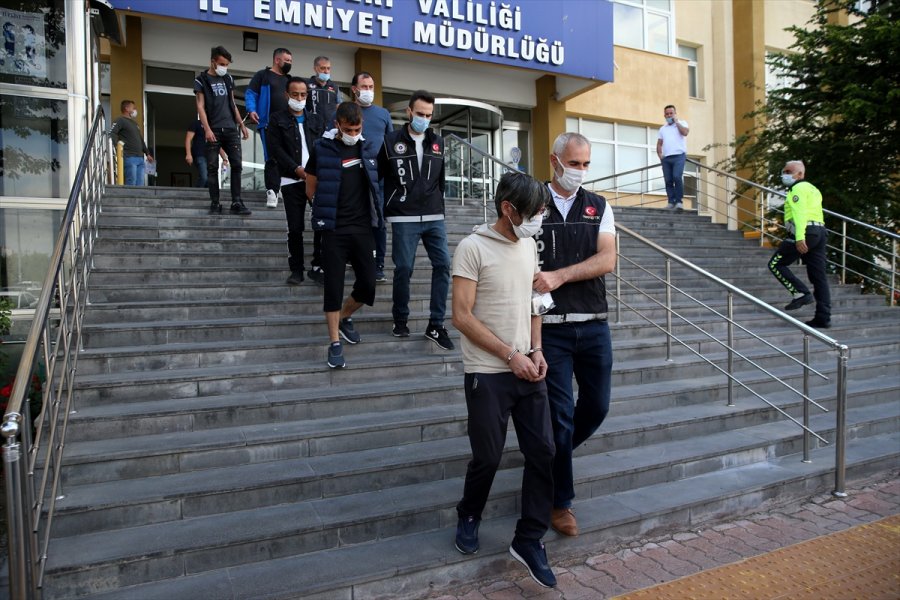 Kayseri'de Uyuşturucu Operasyonunda 6 Zanlı Yakalandı