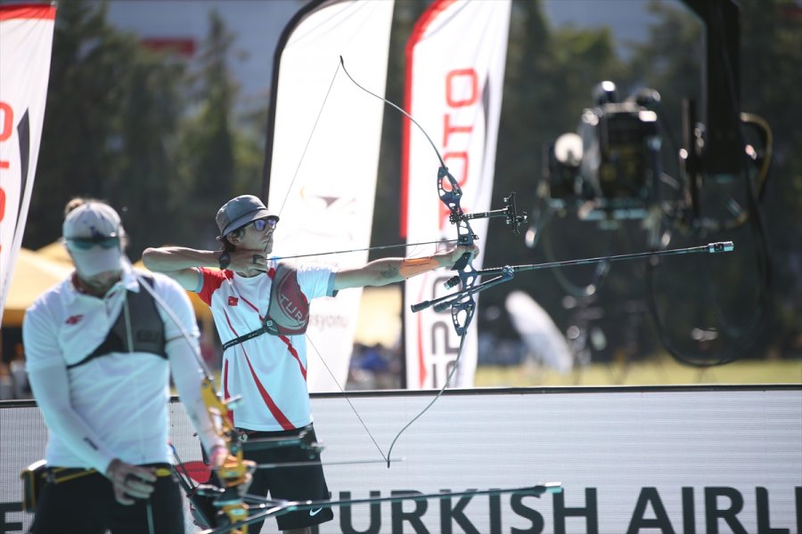 Okçuluk Milli Takımı'nda Mete Gazoz, Olimpiyat Kotası Elde Etti