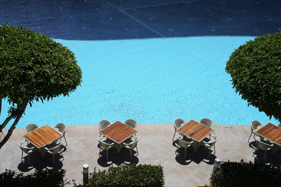 Turizmciler, Rus Misafirleri Ağırlamak İçin Uçuşların Tekrar Başlamasını Bekliyor