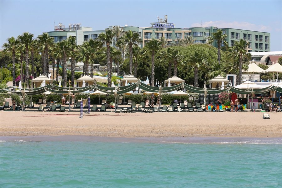 Turizmciler, Rus Misafirleri Ağırlamak İçin Uçuşların Tekrar Başlamasını Bekliyor