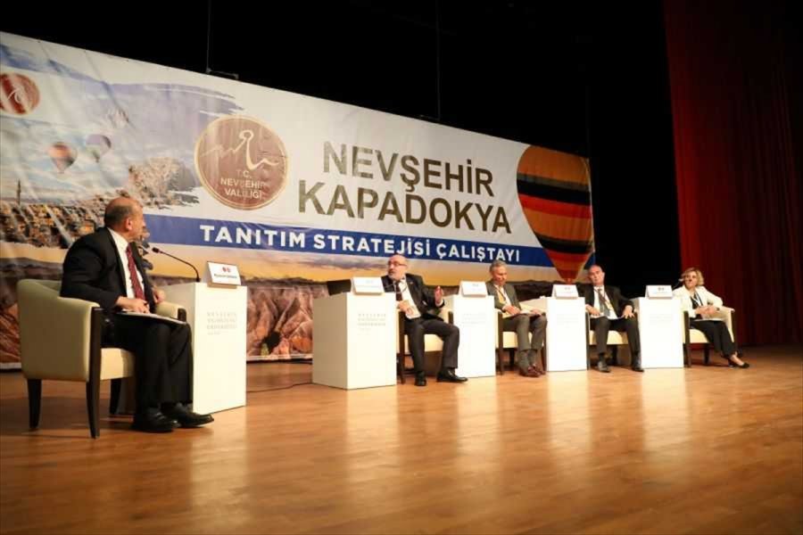 Kayü Rektörü Karamustafa, "nevşehir-kapadokya Tanıtım Stratejisi Çalıştayı"na Panelist Olarak Katıldı