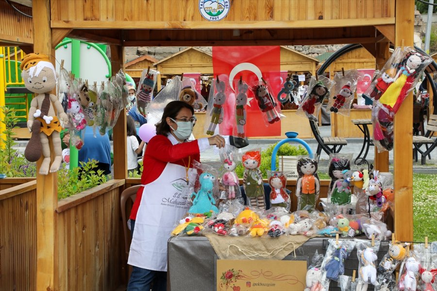 "maharetli Eller Kadın Üretici Pazarı" 7 Ay Sonra Yeniden Açıldı