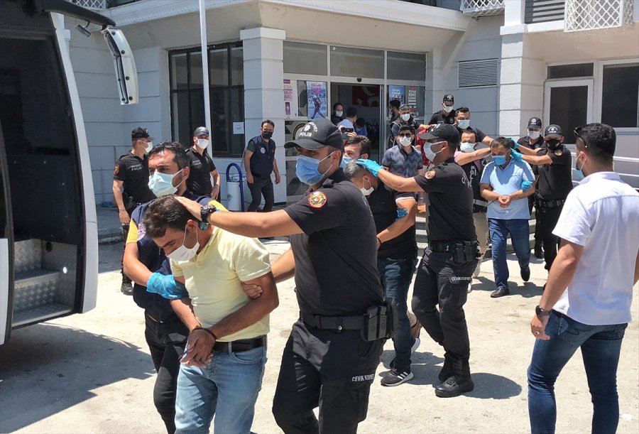 Mersin Merkezli Organize Suç Örgütü Operasyonunda Yakalanan 96 Şüpheliden 21'i Tutuklandı