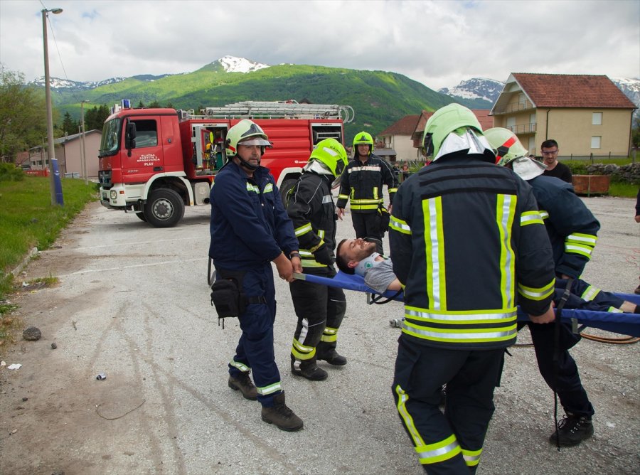Konya İtfaiyesinden Karadağlı İtfaiyecilere Eğitim