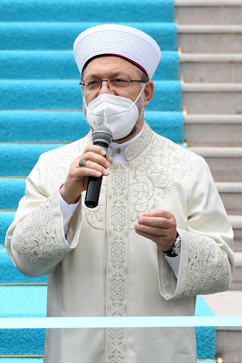 Diyanet İşleri Başkanı Erbaş, Gölbaşı İlçe Müftülüğünün Yeni Hizmet Binasının Açılışını Yaptı