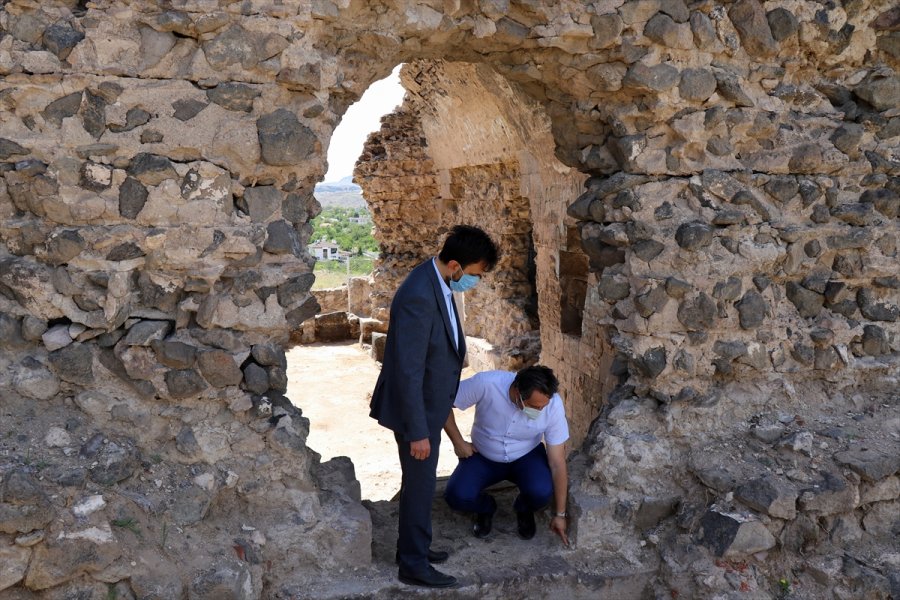 Selçuklu Vakfiyesinde Adı Geçen Asırlık Kızıl Köşk Turizme Kazandırılacak