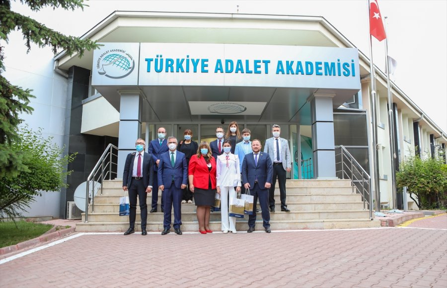 Akpm Ukrayna Delegasyonu Türkiye Adalet Akademisini Ziyaret Etti