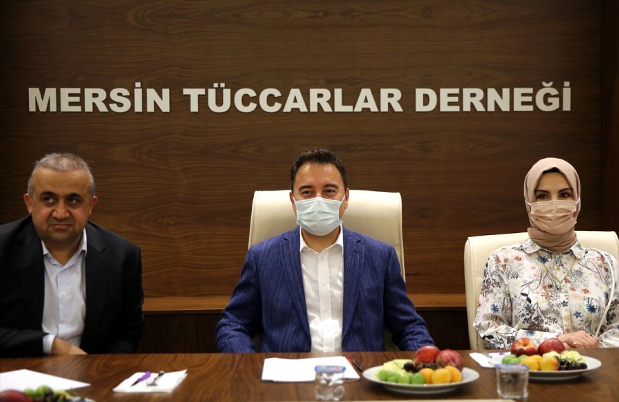 Deva Partisi Genel Başkanı Ali Babacan, Mersin'de Sebze Meyve Halini Ziyaret Etti