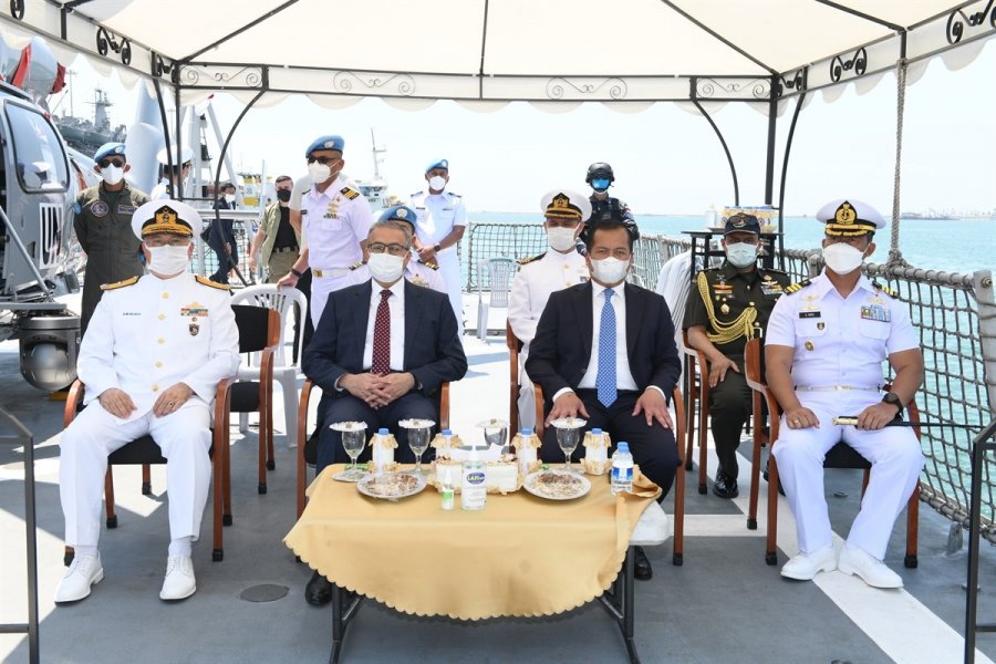 Mersin Valisi Su, Krı Sultan İskender Muda 367 Gemisi'ni Ziyaret Etti