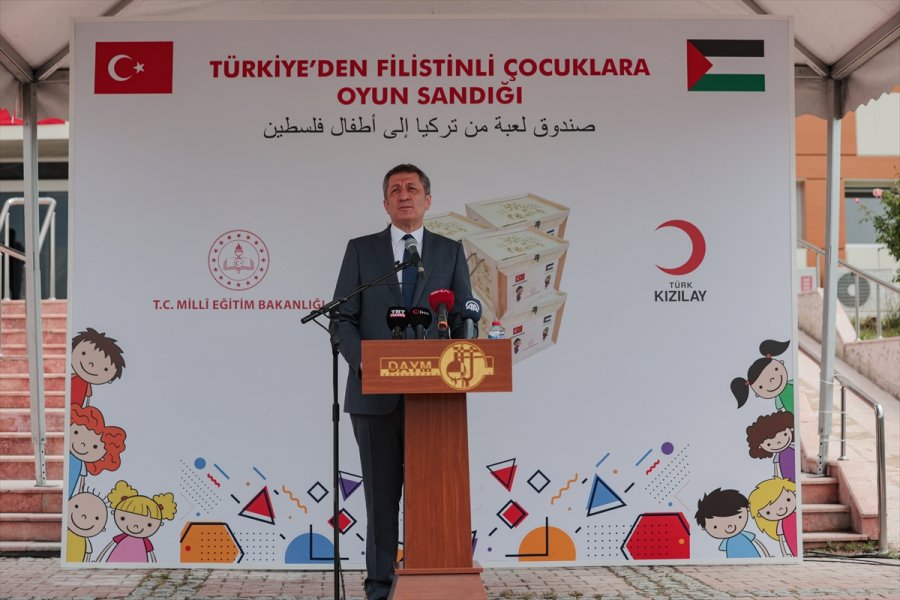 Türkiye'den Filistinli Çocuklara Bin Oyun Sandığı Gönderiliyor