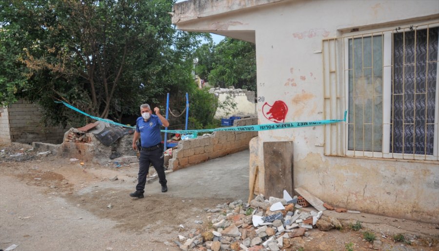 Antalya'da Eşi Tarafından Silahla Yaralanan Kadın Hastaneye Kaldırıldı