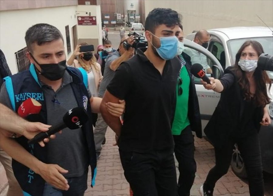 Güncelleme - Kayseri'de Kayıp İki Kişinin Cesedi Bir Evin Tandırında Gömülü Bulundu