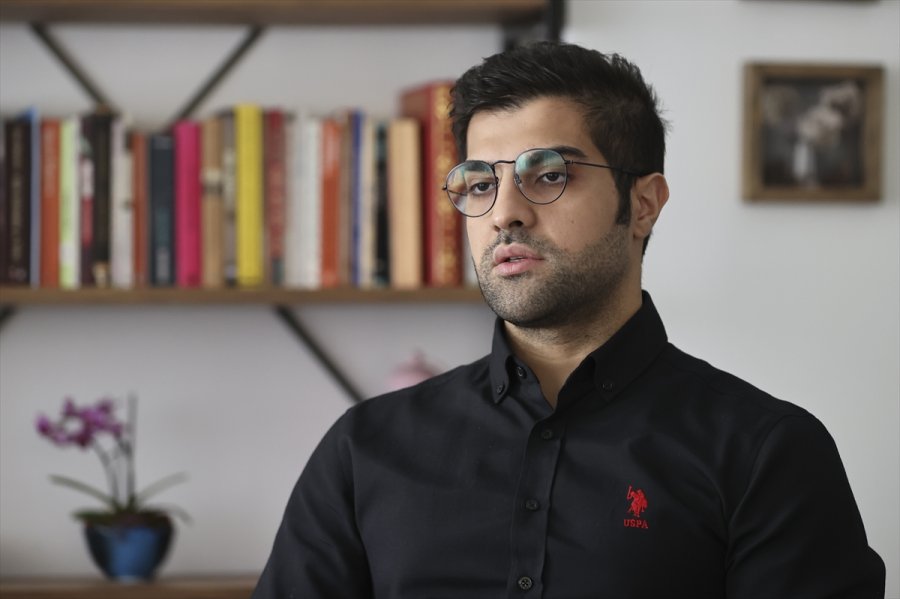 Hastasının Bıçaklı Saldırısına Uğrayan Doktor Ertan İskender: "sevgi Ve Destek Mesajları Beni Ayakta Tuttu"