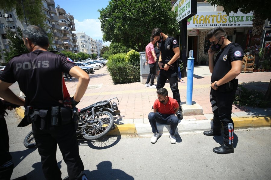 Antalya'da Polisten Kaçan Hırsızlık Şüphelisi Kaza Yapınca Yakalandı