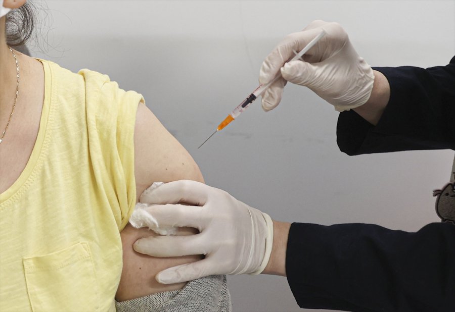 Başkentte, Gıda Sektörü İle Kafe, Lokanta Ve Restoran Çalışanlarının Aşılanmasına Başlandı