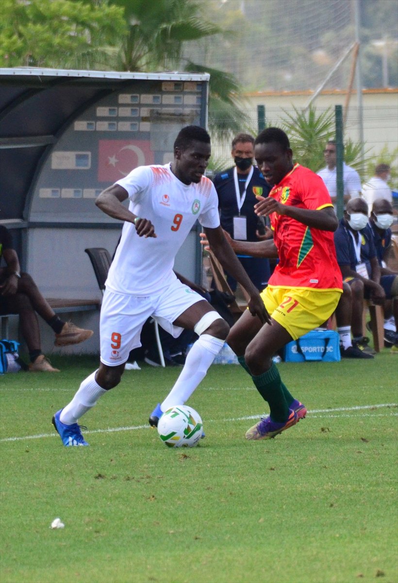 Futbol: Uluslararası Rival Turnuvası