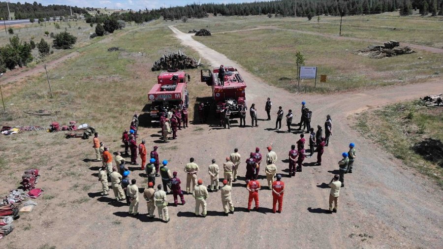 Konya Yangınla Mücadele Eden Ekiplere Eğitim Veriliyor