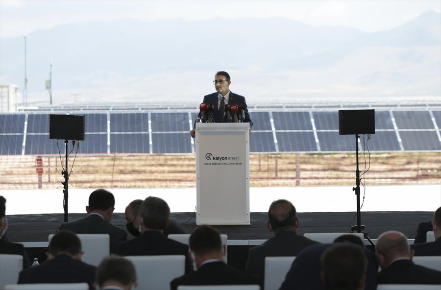 Yenilenebilir Enerji Kaynak Alanları, Güneş Enerjisi Santrali Temel Atma Töreni