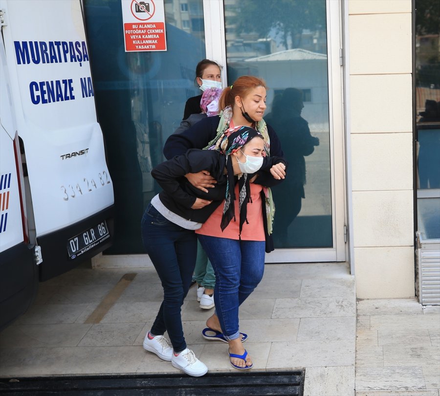 Antalya'da Otomobilin Çarptığı 6 Yaşındaki Çocuk Hayatını Kaybetti