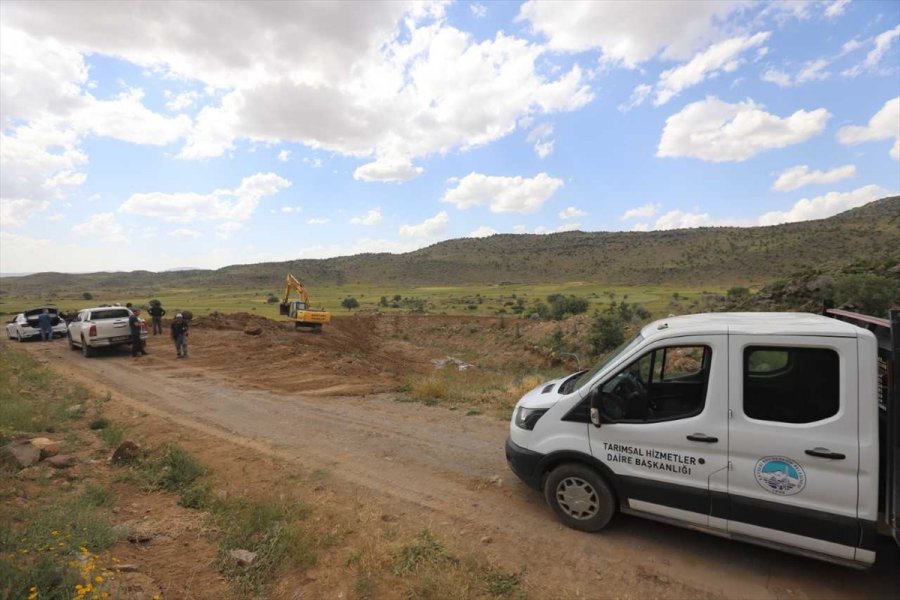 Erciyes'in Kar Suları 4 Göletle Hayvanlara Ulaşıyor