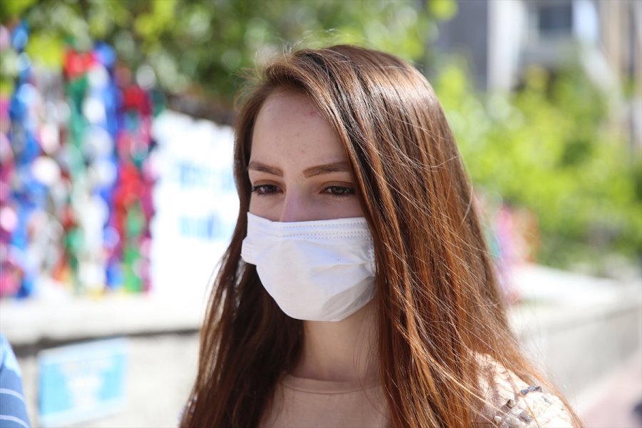 Eskişehir'de Dede İle Torununun Engellilere Tekerlekli Sandalye Yardımı İçin Topladığı Mavi Kapaklar Çalındı