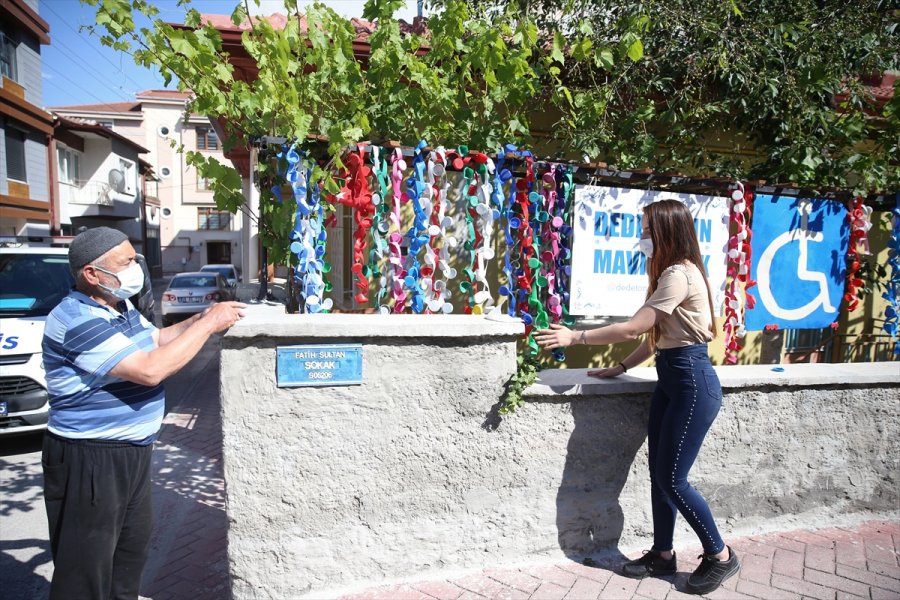 Eskişehir'de Dede İle Torununun Engellilere Tekerlekli Sandalye Yardımı İçin Topladığı Mavi Kapaklar Çalındı