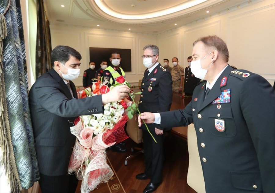 Jandarma Teşkilatının 182. Kuruluş Yıl Dönümü Dolayısıyla Ankara Valisi Vasip Şahin'e Ziyaret
