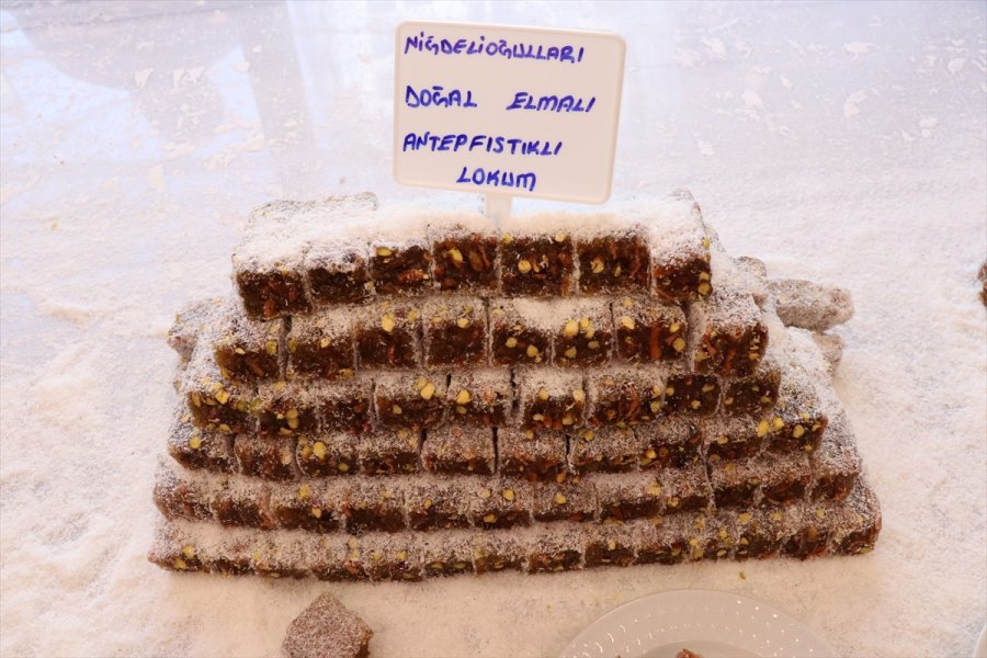 Niğde'de Elmalı Lokum Ve Baklava Üretildi
