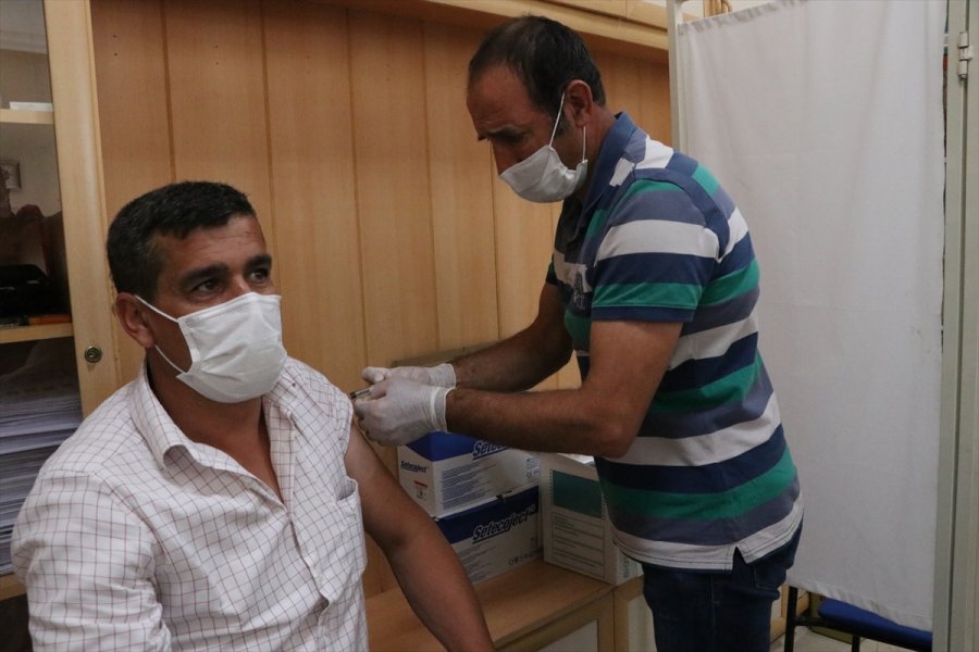 İç Anadolu'da Sgk'ye Kayıtlı Çalışanların Aşılanmasına Başlandı