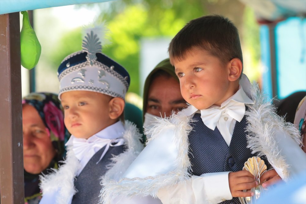 Aksaray’da 95 Köyde 200 Çocuğun Sünnet Heyecanı