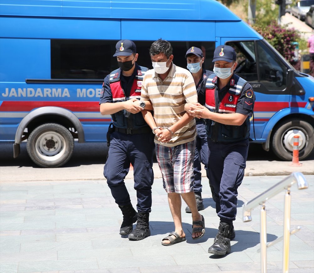 Alanya'da Farklı Suçlardan Aranan Şüpheli Tutuklandı