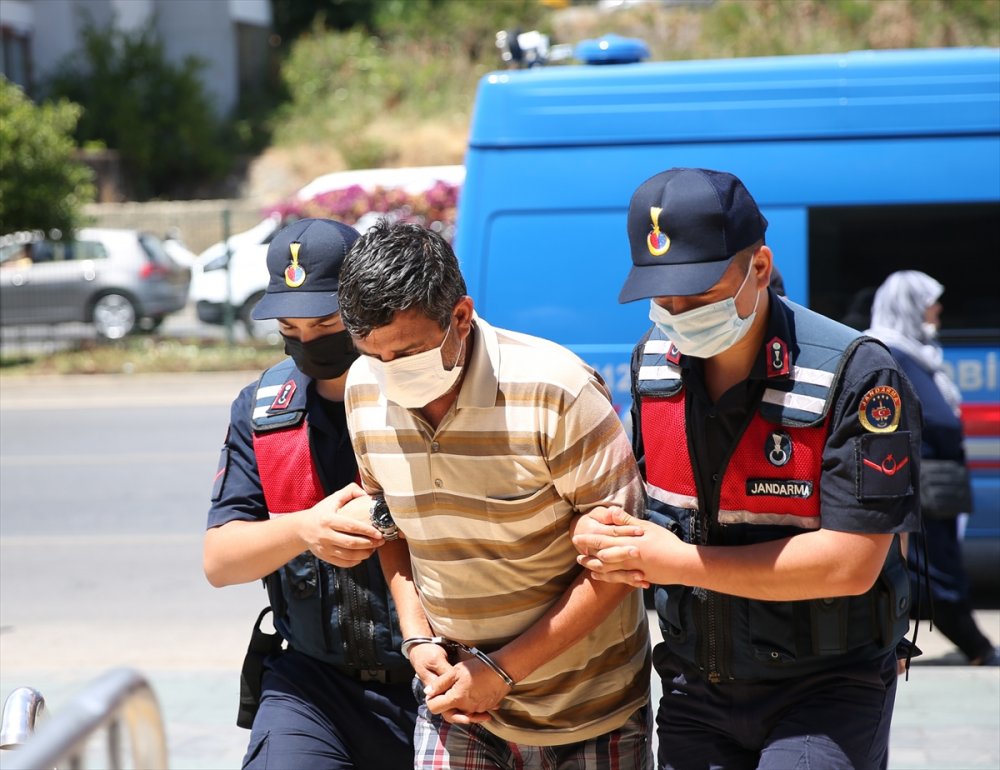 Alanya'da Farklı Suçlardan Aranan Şüpheli Tutuklandı
