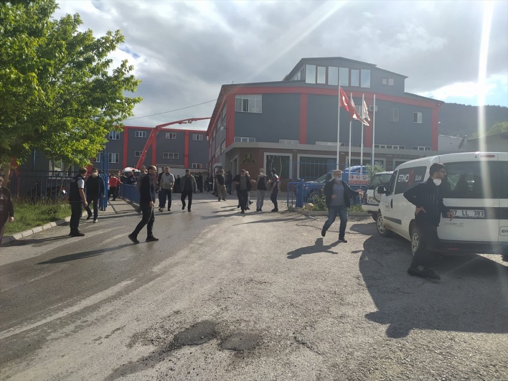 Konya'da Silah Fabrikasında Yangın Paniği