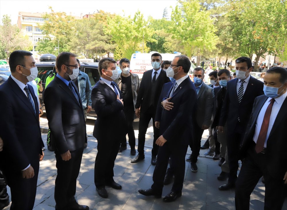 Gençlik Ve Spor Bakanı Kasapoğlu, Gençlik Ve Spor Yatırımları Protokol Töreninde Konuştu