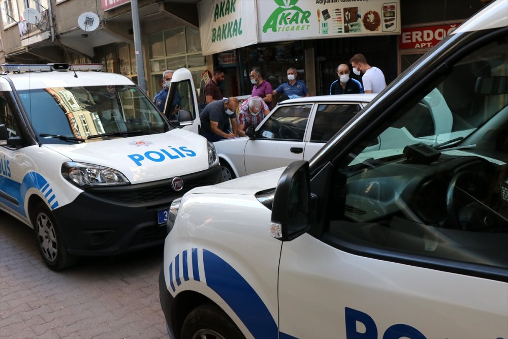 Kayseri'de Bir Kişi Bıçaklı Kavgada Yaralandı