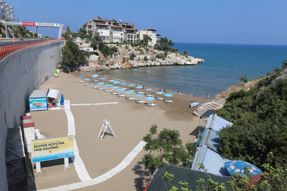 Mersin'deki Plajlar Turizm Sezonuna Hazırlandı