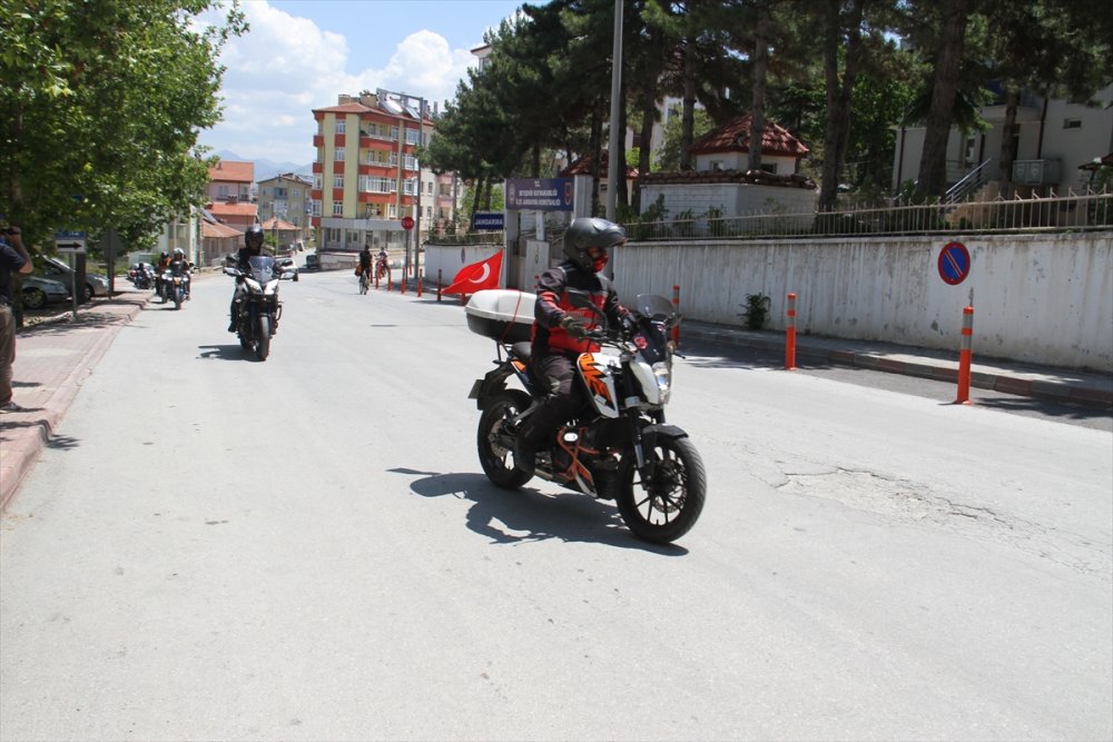 Motosiklet Sevdalılarından Jandarma Teşkilatı İçin Saygı Sürüşü