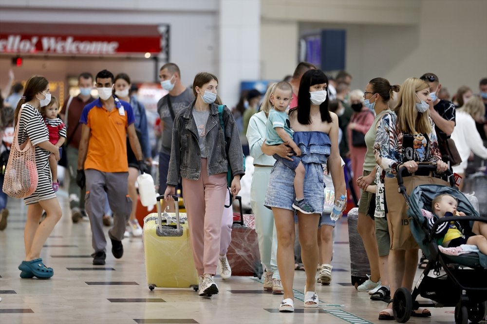 Rus Turistlerin Antalya Hasreti Sona Erdi