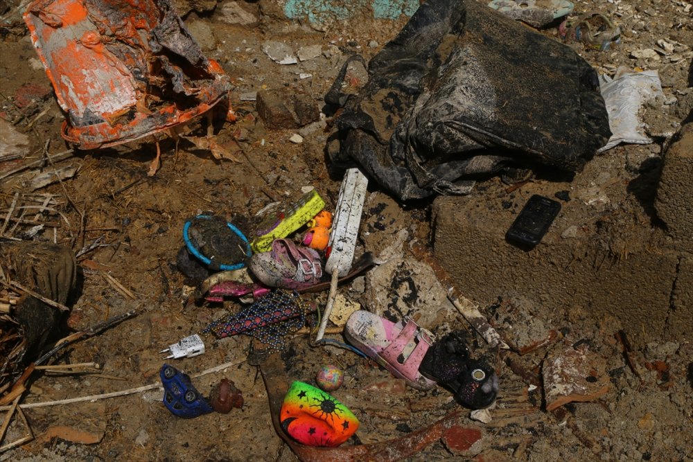 Konya'daki Yangında Hayatını Kaybeden 3 Kardeşten Geriye Hüzünlü Hikayeleri Kaldı