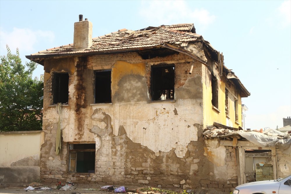 Konya'daki Yangında Hayatını Kaybeden 3 Kardeşten Geriye Hüzünlü Hikayeleri Kaldı
