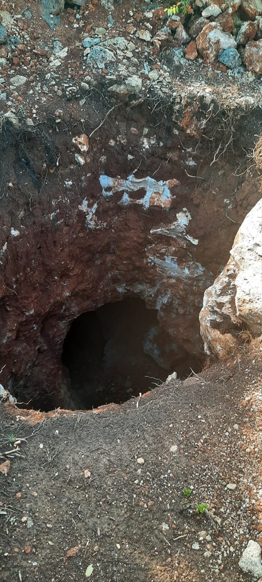 Antalya'da Sit Alanında Kaçak Kazı Yapan 2 Şüpheli Yakalandı