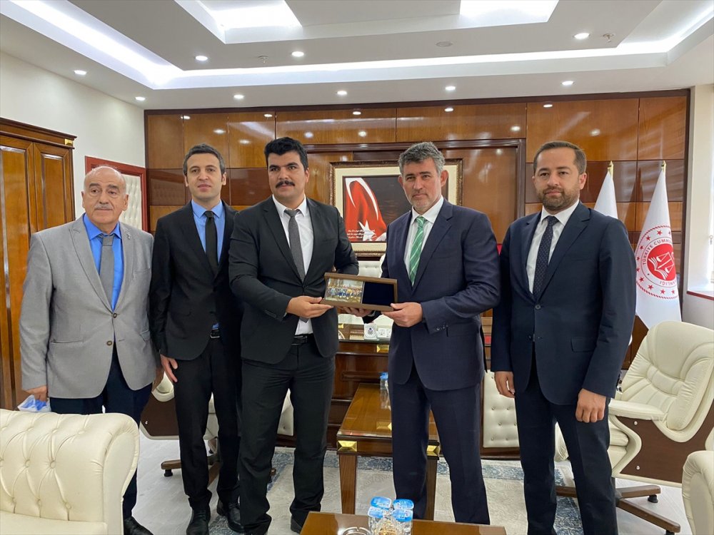 TBB Başkanı Metin Feyzioğlu Niğde Barosunu Ziyaret Etti